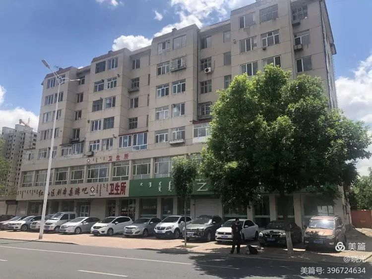 内蒙古赤峰市红山区东城办事处三东街电机厂住宅楼1-2层房产