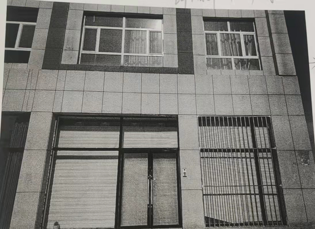 内蒙古自治区锡林郭勒盟西乌珠穆沁旗巴拉嘎尔高勒镇海日罕荣盛家园1#-商铺-101-201，房产