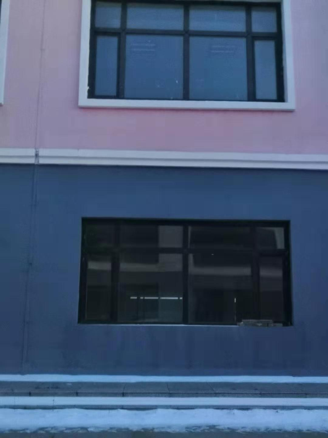 内蒙古呼伦贝尔市阿荣旗北出口301国道西侧，九丰种业北侧S-19-0-108房产