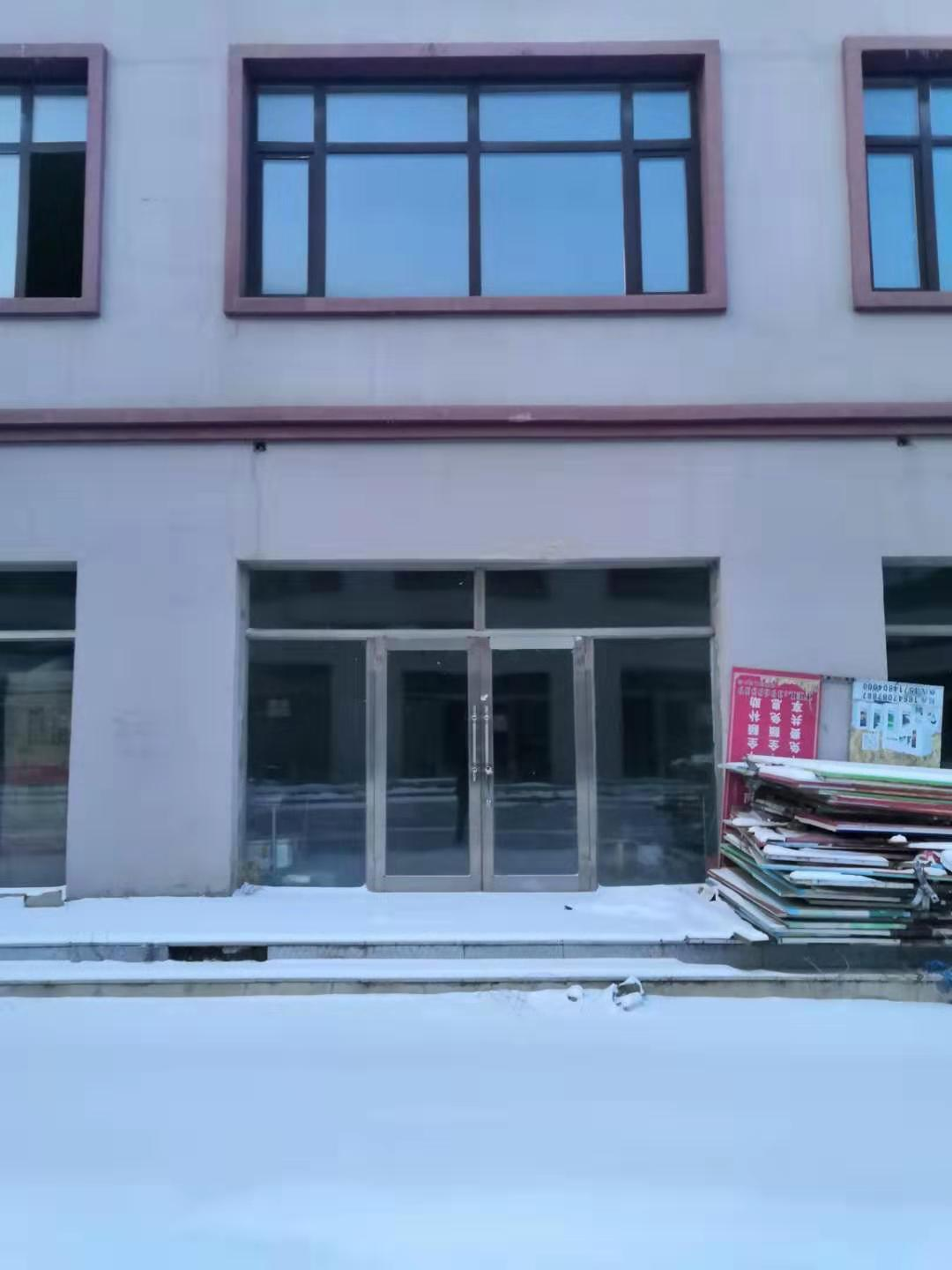 内蒙古呼伦贝尔市阿荣旗北出口301国道西侧，九丰种业北侧S-7-0-119房产