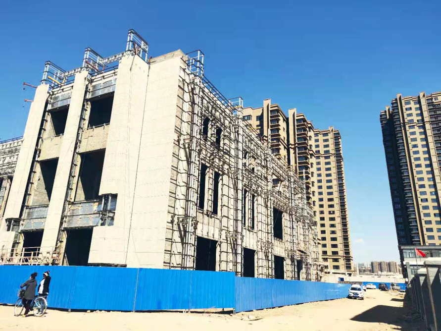 内蒙古呼和浩特市回民区光明西街四季花辰AB座2层208号房产