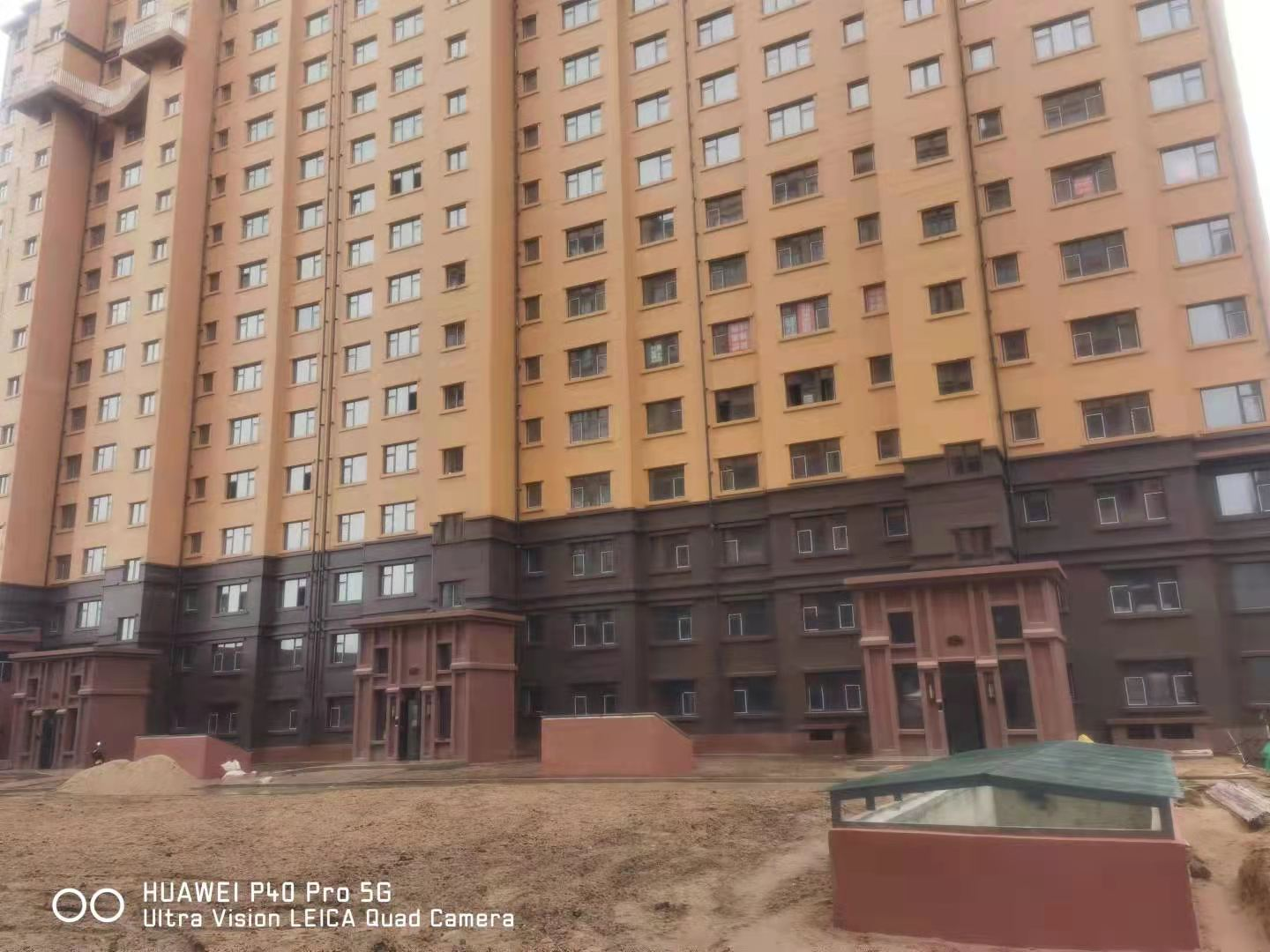 内蒙古自治区锡林浩特市楚办楚鲁图富华裕名苑小区21号楼1单元201房产