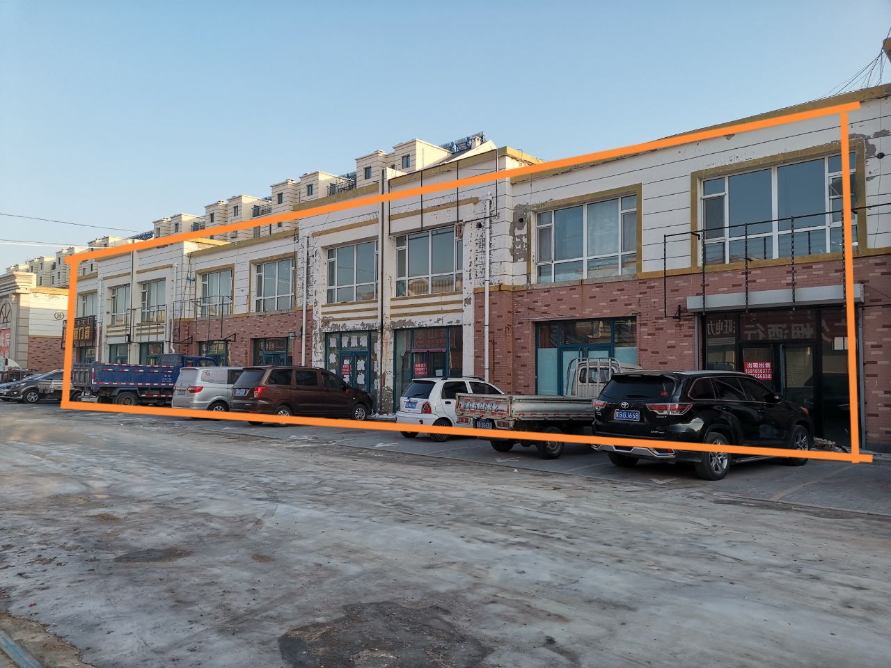 内蒙古通辽市科尔沁区百货大楼北侧、天王综合楼（通辽旅社）房产